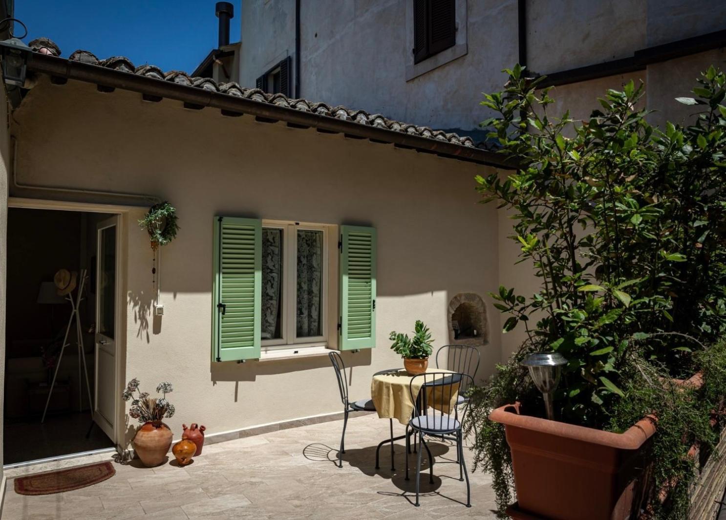 App. Con Terrazza Panoramica In Centro-Montefalco Exteriör bild