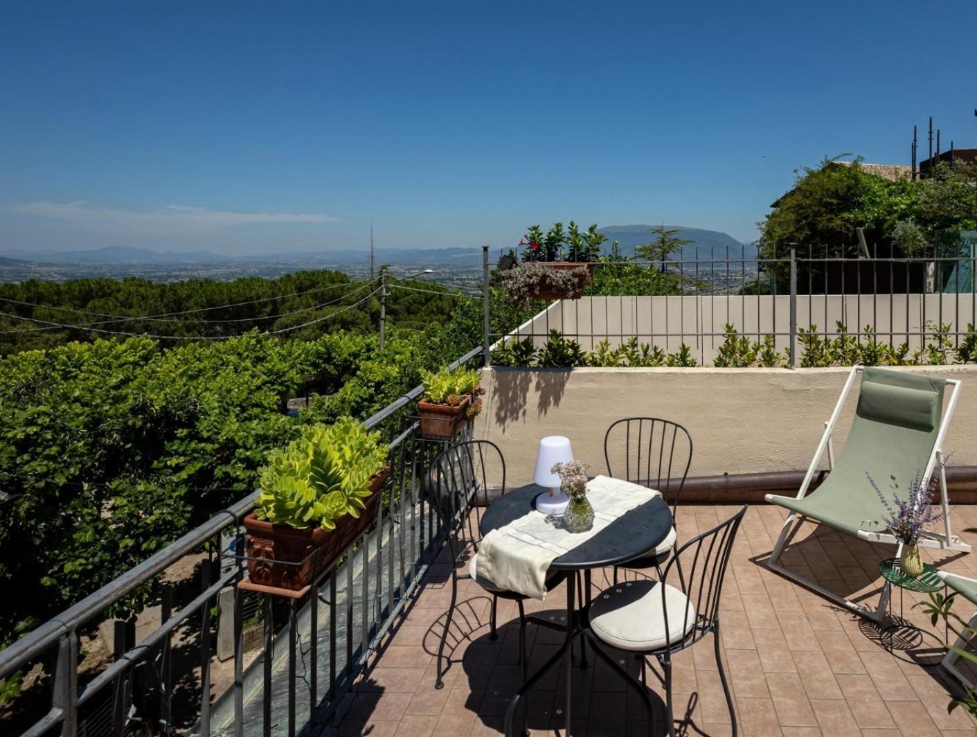 App. Con Terrazza Panoramica In Centro-Montefalco Exteriör bild
